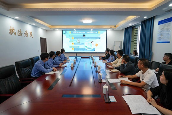 图片2.jpg 图片2.jpg